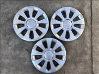 3db Skoda 15-ös gyári disztárcsa szép állapotban!