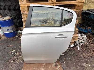 Opel Corsa E OPEL CORSA E Bal hátsó Ajtó (Részeivel)