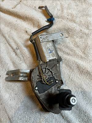 Fiat Panda I hátsó ablaktörlő motor