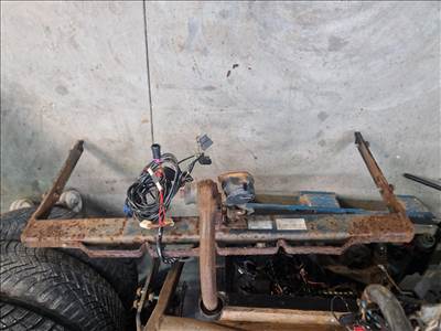 Volkswagen Golf IV, Volkswagen Bora fix vonóhorog 1J0 803 881 A (29783, 29784)