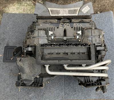 BMW 5-ös sorozat E60/E61 fűtésbox.
