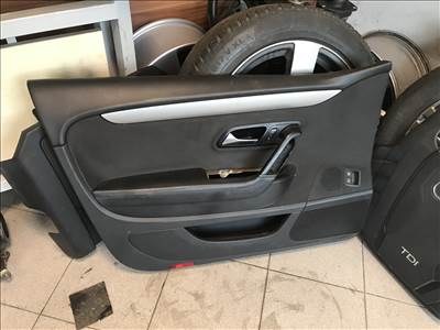 Volkswagen Passat CC bal első ajtókárpit