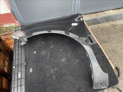 Nissan Note I Bal első sárvédő 