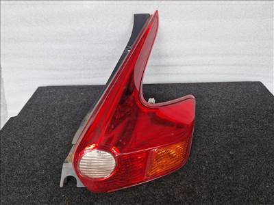 NISSAN JUKE (F15) jobb hátsó lámpa 