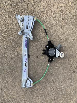 Toyota Corolla (E210) ablakemelő szerkezet  6982002741