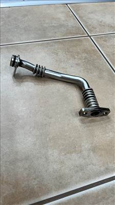 turbófeltöltő olajvisszavezető vezeték Skoda 16cr 04l145735e