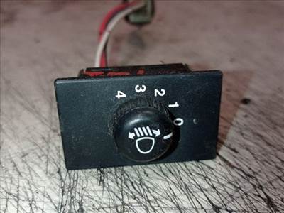 Suzuki Swift II Fényszórómagasság Állító Kapcsoló *151215*