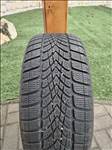  225/5017" újszerű Dunlop téli gumi gumi
