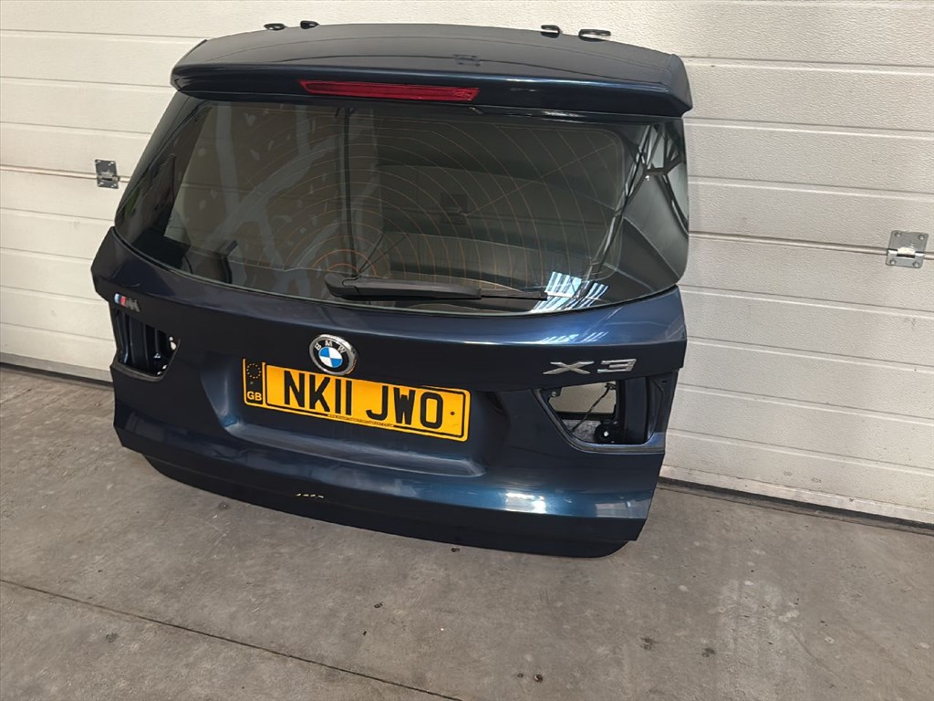 BMW X3 F25 Gyári csomagterajtó x3f25 3. kép