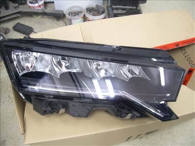 Skoda Octavia 4 jobb első LED fényszóró facelift  5e4941010