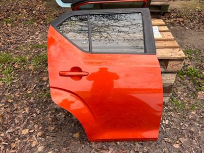 Suzuki Ignis III SUZUKI IGNIS III (MF) Jobb hátsó Ajtó (Részeivel)