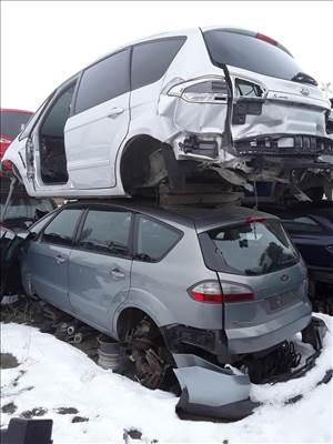 Ford S-MAX Mk1 2.0 TDCi bal első ajtó üresen