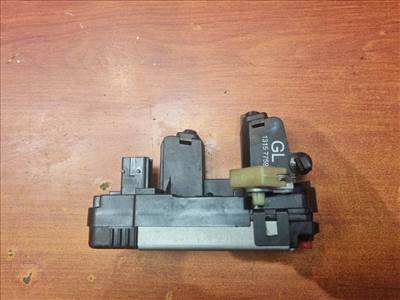 Opel Vectra C jobb hátsó ajtózár 13157759