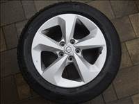 Nissan Qashqai 17" 5x114,3 ET40 gyári alufelni 215/60R17 Nexen 4 évszak
