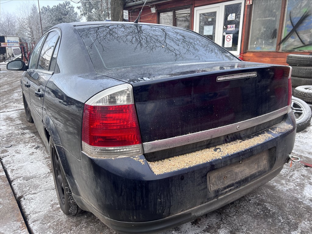Opel Vectra C 2.2i bontott alkatrészei 2. kép