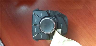 Opel Insignia A autórádió / CD kapcsoló 13310070