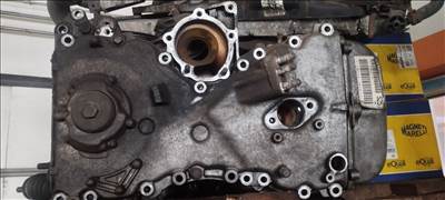 Suzuki M13A első pajzs, vezérműház