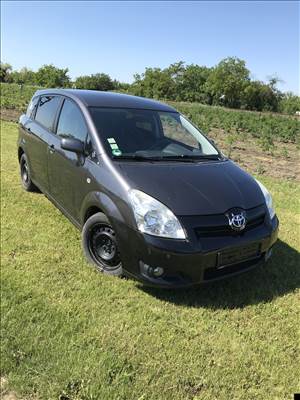 Toyota Corolla Verso (AR10) 2004-2008_ig bontott alkatrészei