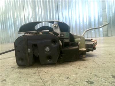 MAZDA 323F 98-04 Jobb első ajtó zárszerkezet központizáras