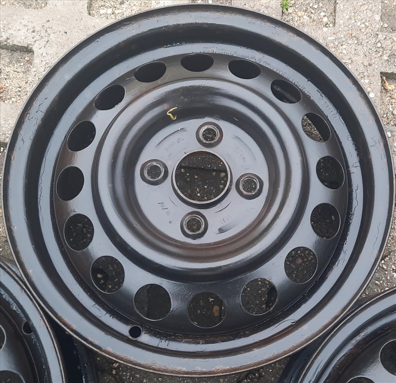4x100 Gyári Suzuki Lemezfelni 14