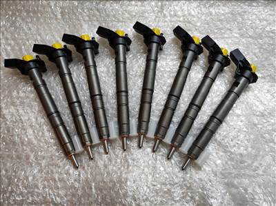 4.0tdi A8 4N SQ7 4M Q8 Audi új bosch porlasztó 057130277be