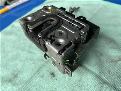 Dacia Sandero I bal első ajtózár  06309b