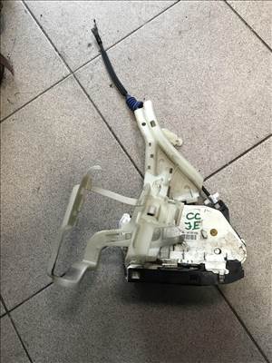 Volkswagen Passat CC jobb első zár 5n1837016a