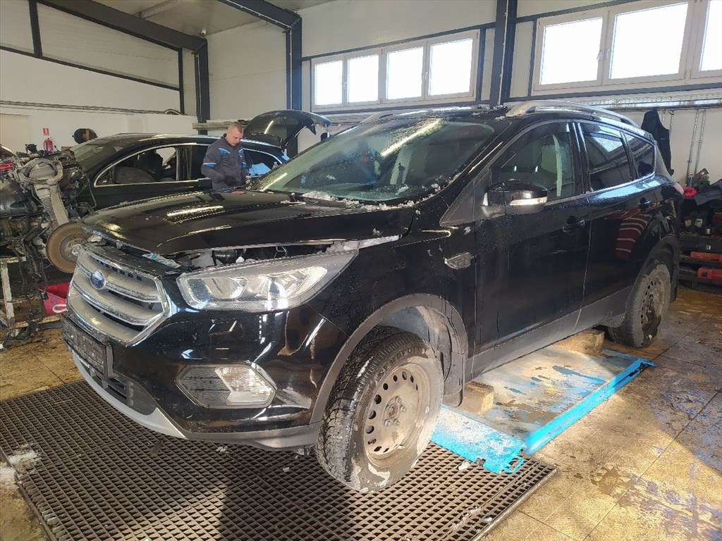 FORD KUGA II 1.5 EcoBoost - Bontódik! 2. kép