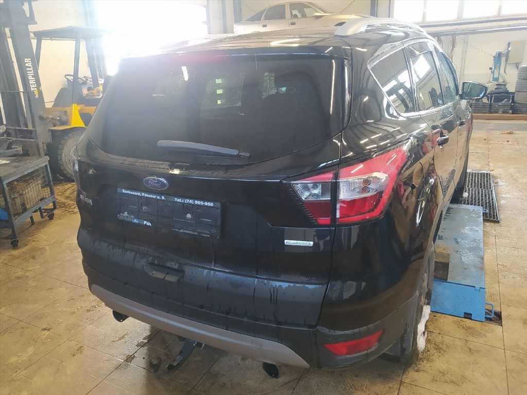 FORD KUGA II 1.5 EcoBoost - Bontódik! 5. kép