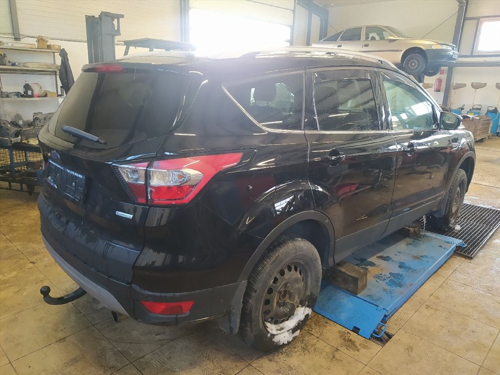 FORD KUGA II 1.5 EcoBoost - Bontódik! 6. kép