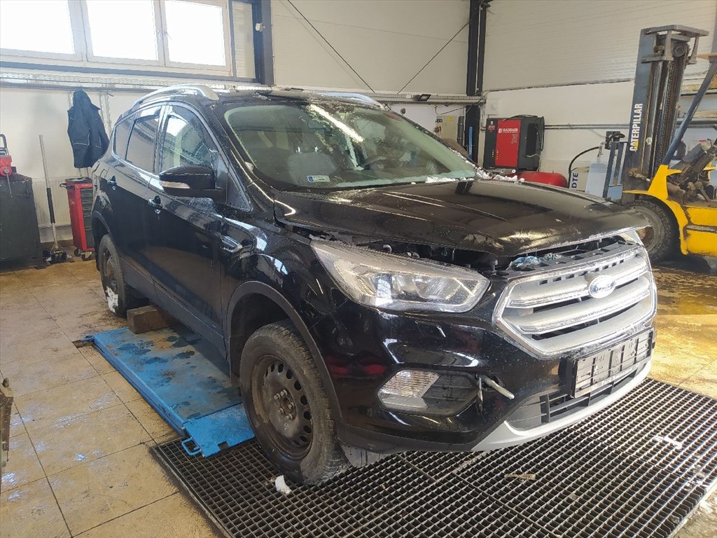 FORD KUGA II 1.5 EcoBoost - Bontódik! 8. kép