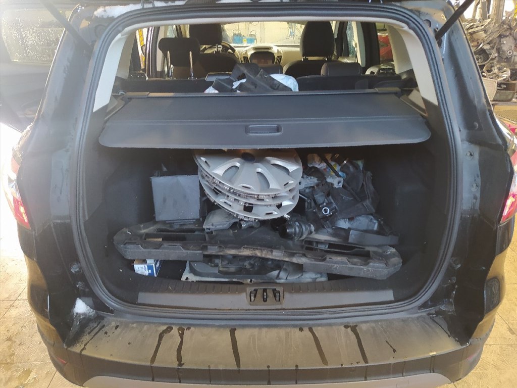 FORD KUGA II 1.5 EcoBoost - Bontódik! 18. kép