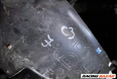 Kia Cee'd (CD) dobbetét 