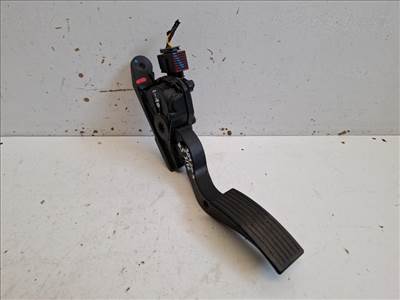 Hyundai I 10  gázpedál elektromos