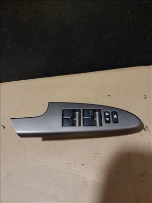 Toyota Urban Cruiser Bal első ablakemelő kapcsoló 4034 7423252370