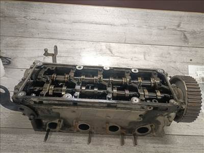 Audi A4 (B8 - 8K) - Hengerfej  03l103373