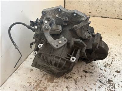 Opel Astra J 1.6 Cdti Diesel Váltó 6 Sebességes B16dtl 55569878