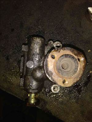 Volkswagen Transporter T4 91-03 Kormányszervó Szivattyú