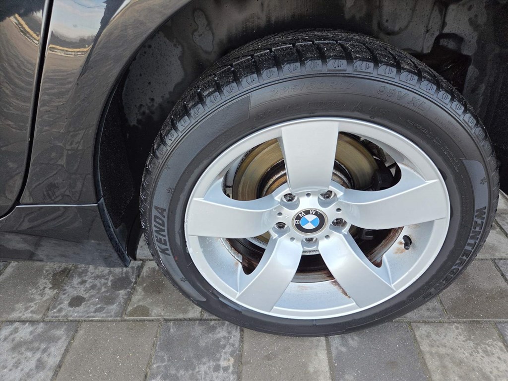 BMW 520 (E60/E61) bontott alkatrészei 7. kép
