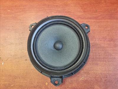 TOYOTA AVENSIS T27 Jobb-bal hátsó Hangszóró