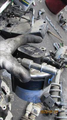 Mazda 3 (BL) 1.6 MZR üzemanyagszűrő ház (9659010880)