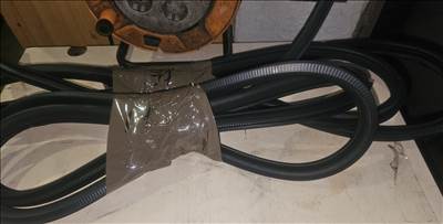 Nissan X-Trail (T30) Ajtó kédergumi J1 b1 