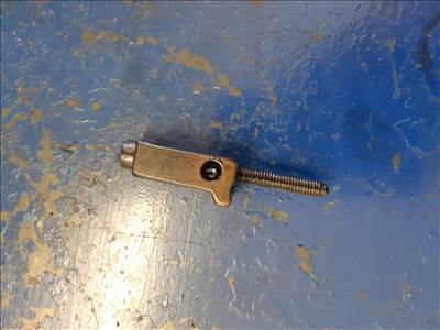 Volkswagen Passat B6 Porlasztó Leszorító