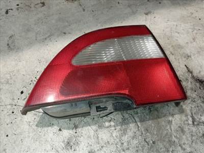 Renault Mégane I Jobb Belső Hátsó Lámpa *135048*