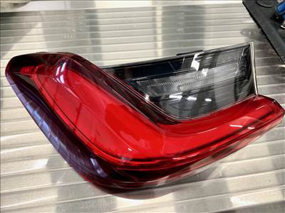 BMW 3-as sorozat G21 szélső bal hátsó lámpa 63217442757, 7442757, 013.176, 222.021