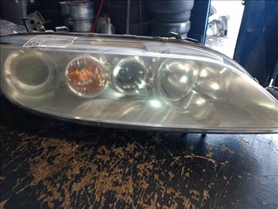 Mazda 6 (1st gen) jobb fényszóró 