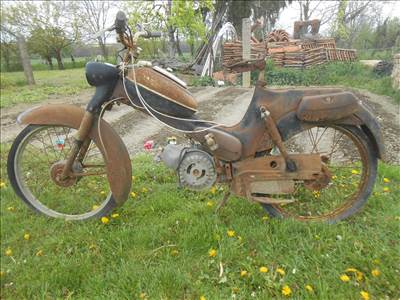 PUCH VS 50,1971-ES,OLDTIMER KISMOTOR,EGYEZŐ ALVÁZ-ÉS MOTORSZÁMMAL GYŰJTŐKNEK