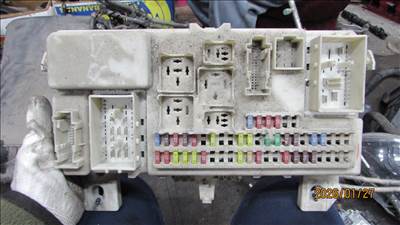 Mazda 3 (BK) utastér biztosítéktábla (BS4H66730C)