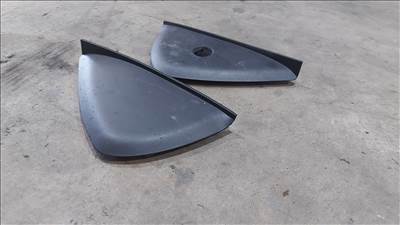 KIA Cee’d Ceed 12- Műszerfal műanyag háromszög elem borítás 0331 84781a2000