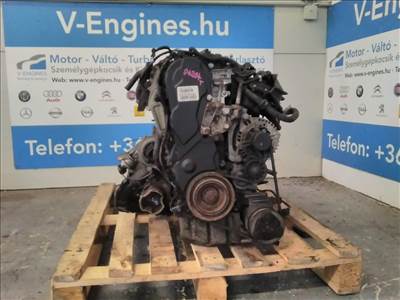 Volvo D4204T bontott motor 